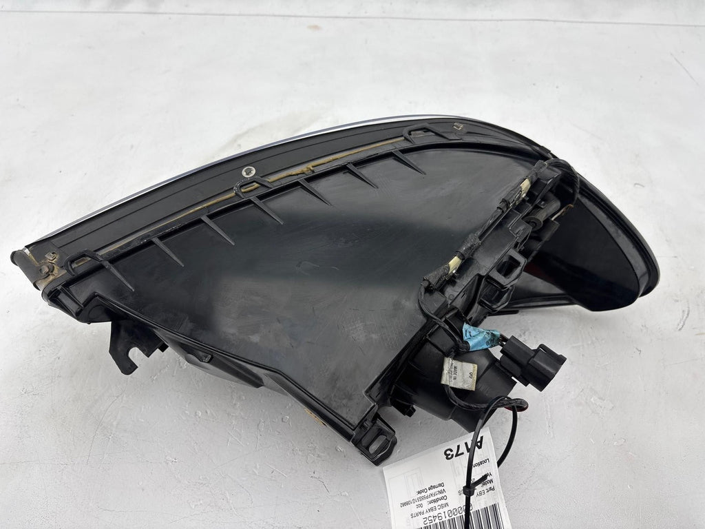 2000-2007 Ford Taurus Front Left Headlight Assembly OEM