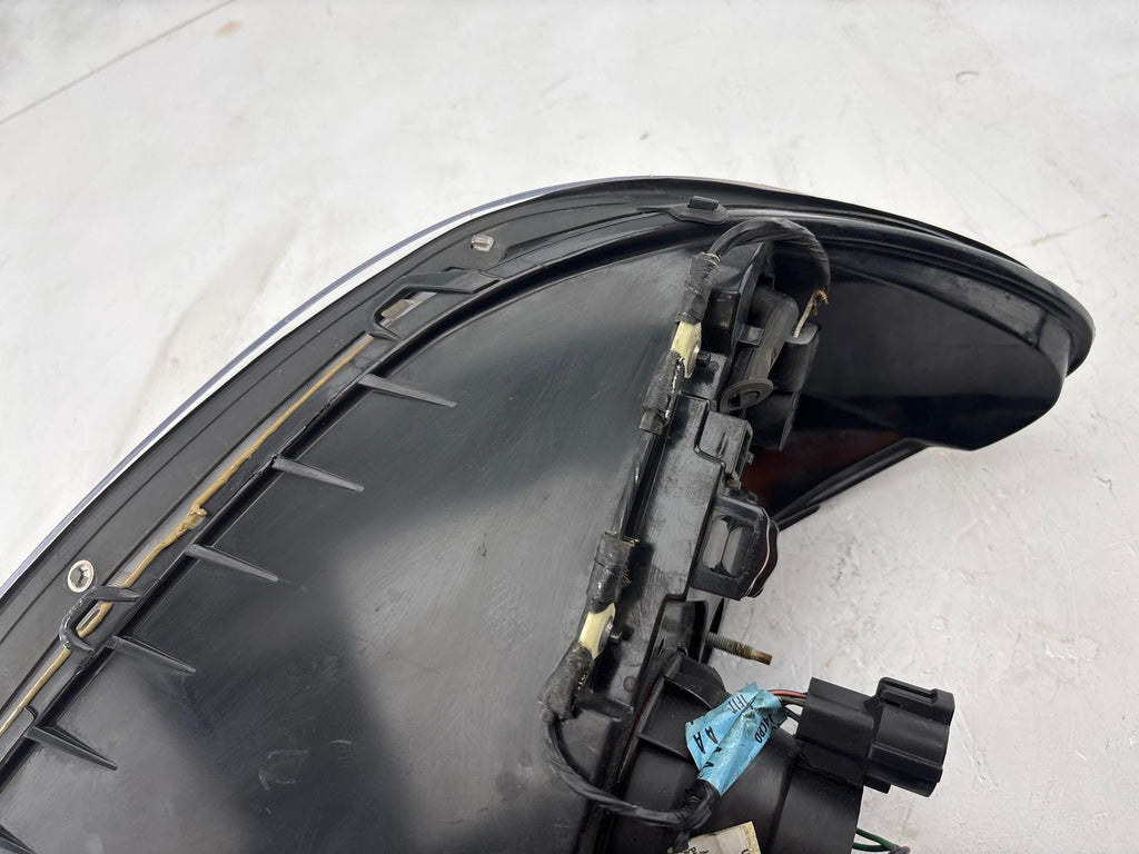 2000-2007 Ford Taurus Front Left Headlight Assembly OEM