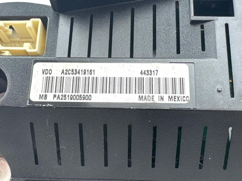 10-12 Mercedes-Benz GL450 Speedometer Instrument Cluster OEM 2519005900