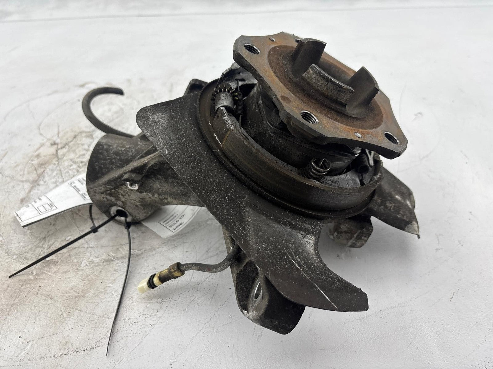 1997 - 2000 Porsche Boxster Rear Right Side Spindle Knuckle Hub OEM