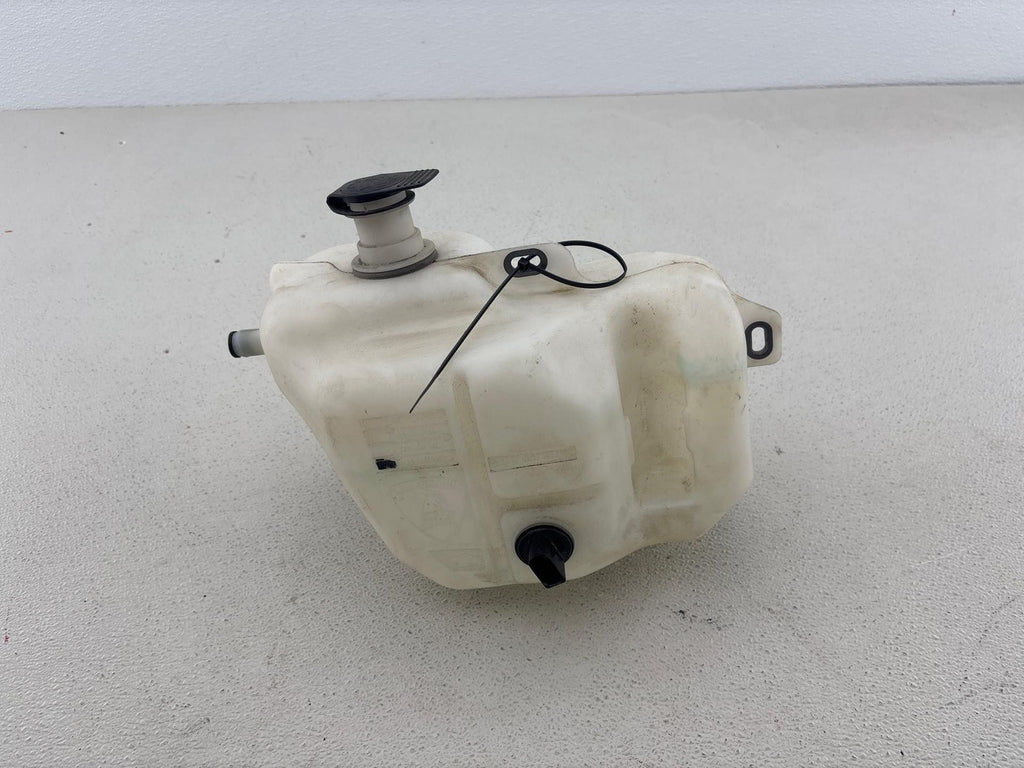 08-15 AUDI R8 WINDSHIELD WASHER BOTTLE W/ PUMP 400955449