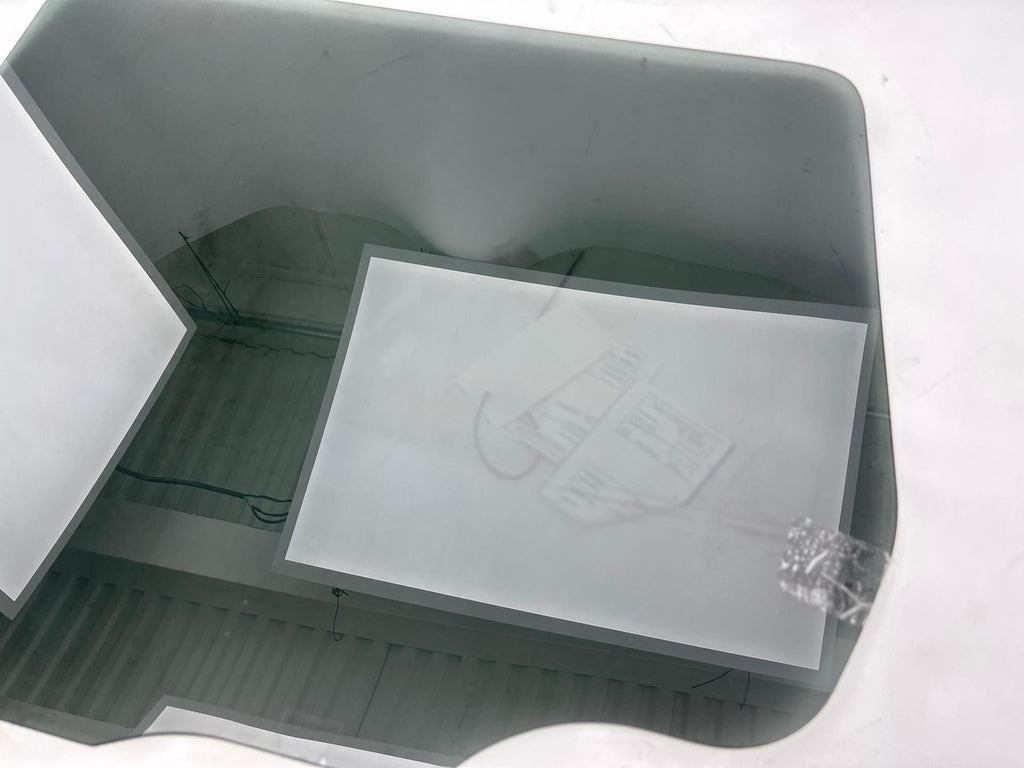 03-09 Hummer H2 Rear Right Passenger Side Door Window Auto Glass