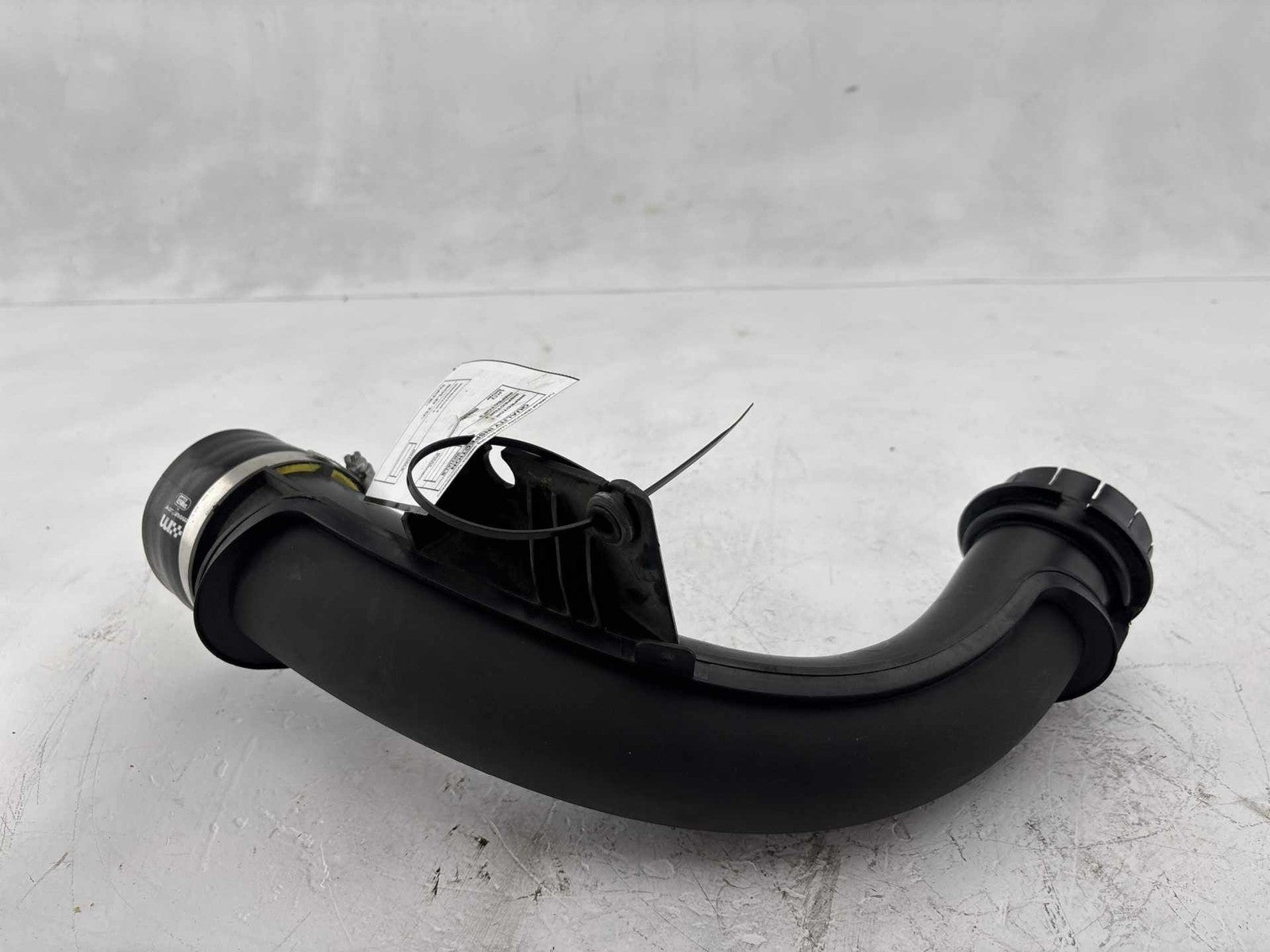 16-18 Ford Focus RS Air Inlet Pipe-Intake Pipe- Air Intake G1FY 9C623-S