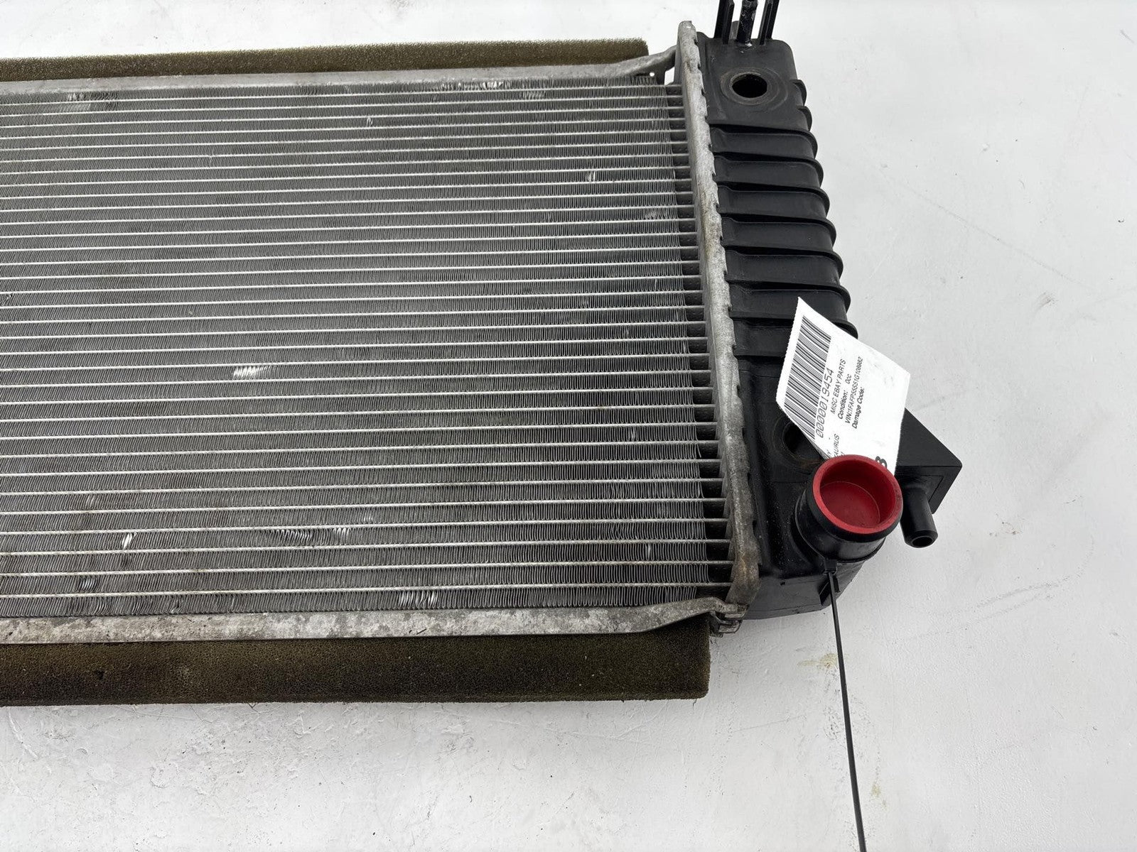 1996-2007 Ford Taurus Engine Cooling Radiator Assembly OEM