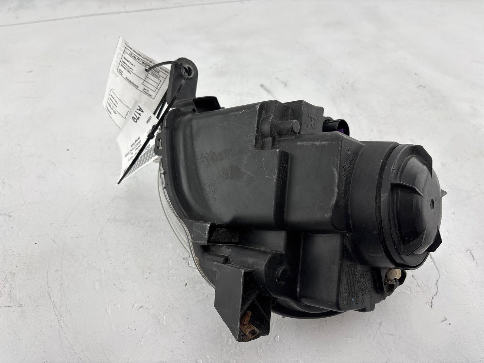 12-19 Fiat 500 Front Right Headlight Assembly OEM