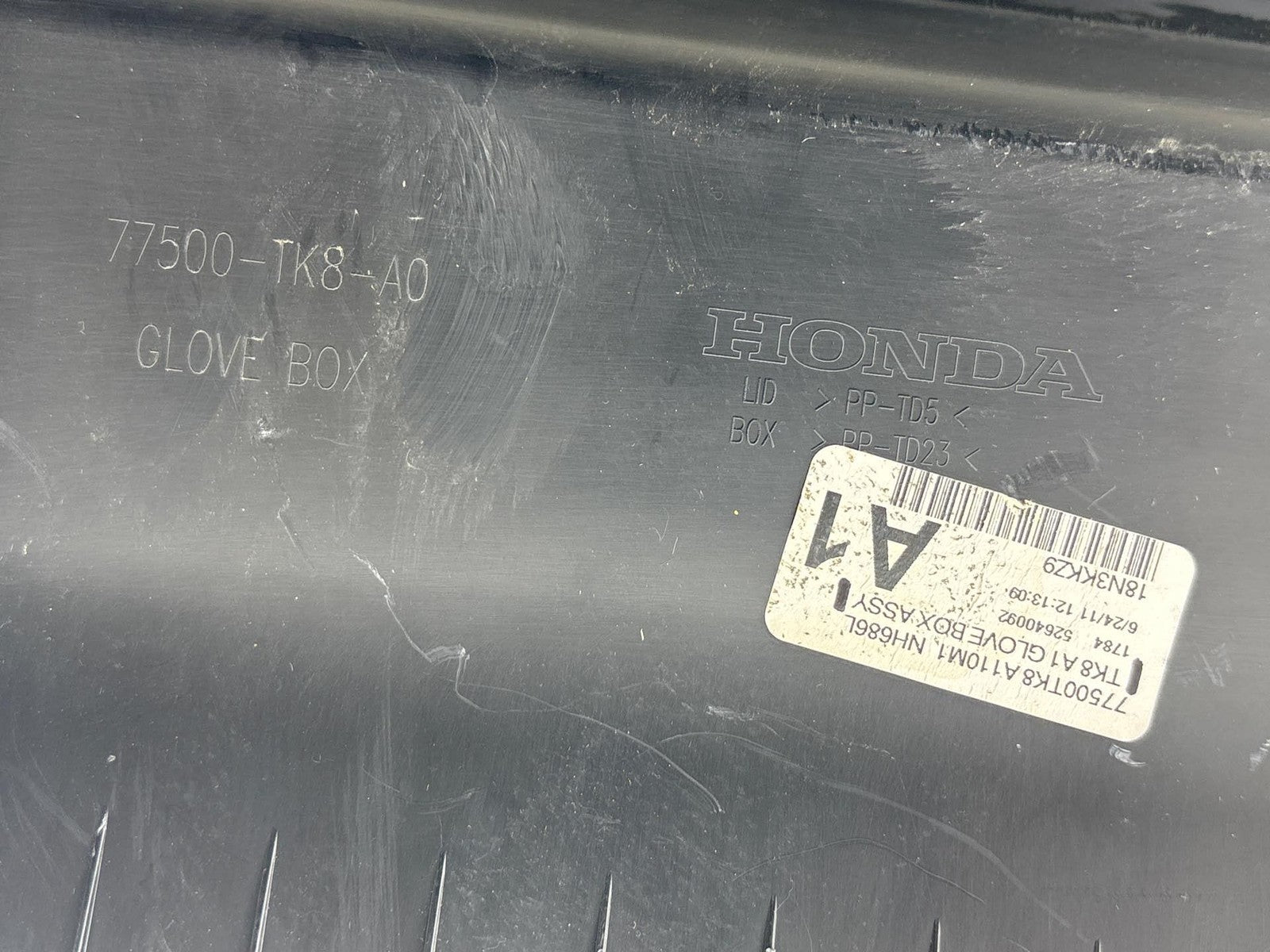 11-17 Honda Odyssey Glove Box Storage Compartment OEM 77500-TK8-A0