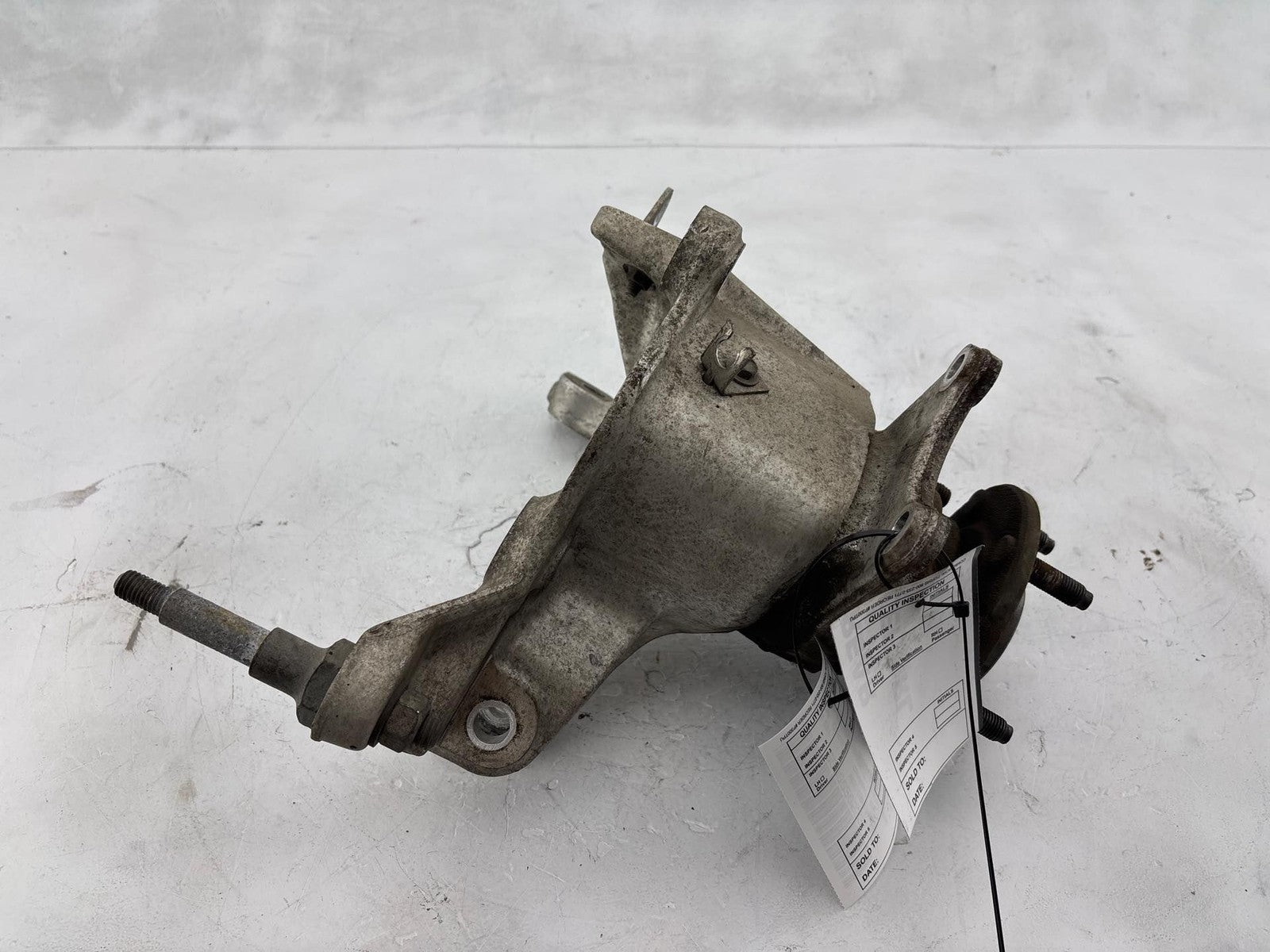 1988-1996 Chevrolet Corvette Rear Left Spindle Knuckle Hub OEM