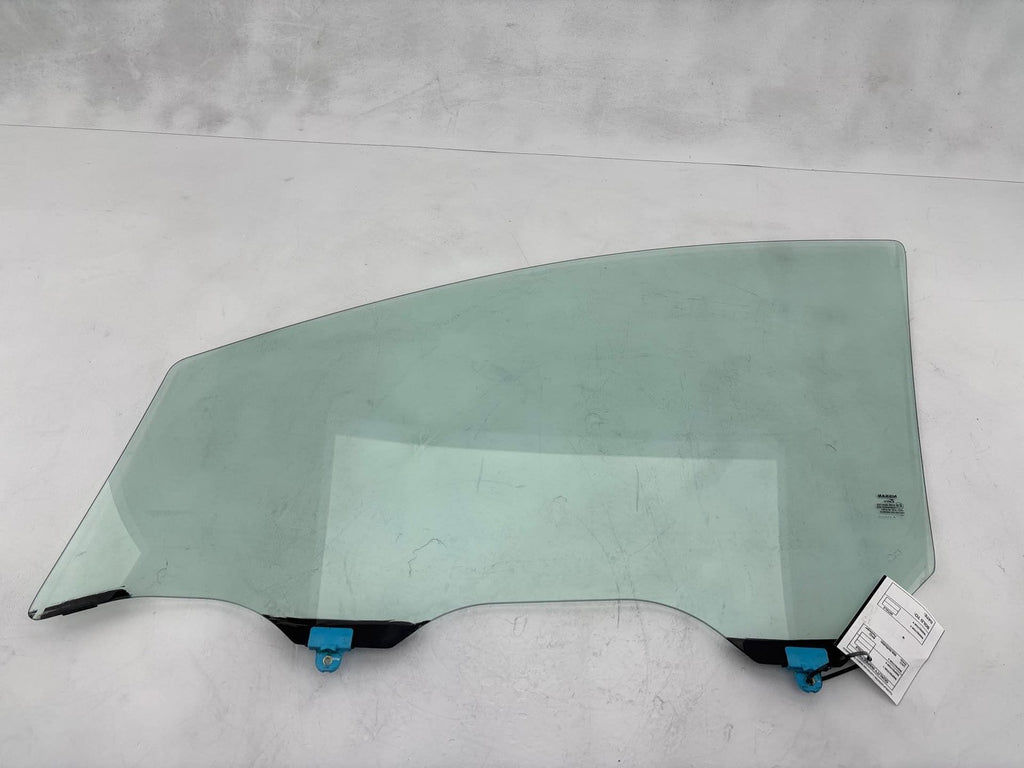 14-17 Nissan Versa Hatchback Front Right Door Window Glass OEM