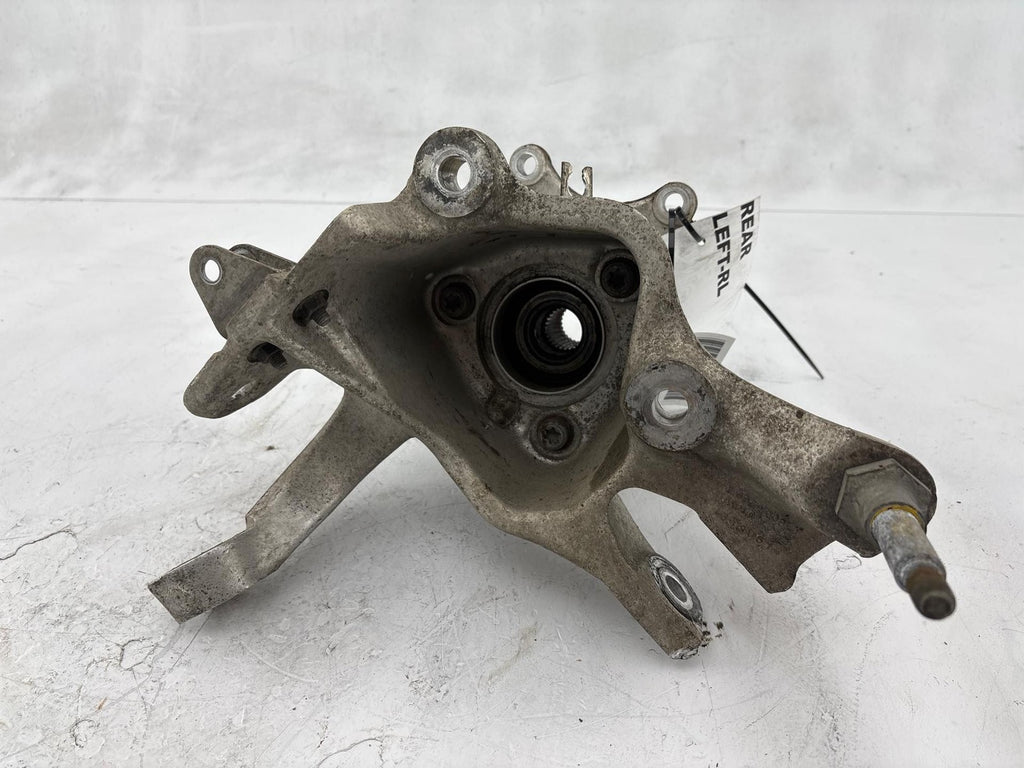 1988-1996 Chevrolet Corvette Rear Left Spindle Knuckle Hub OEM