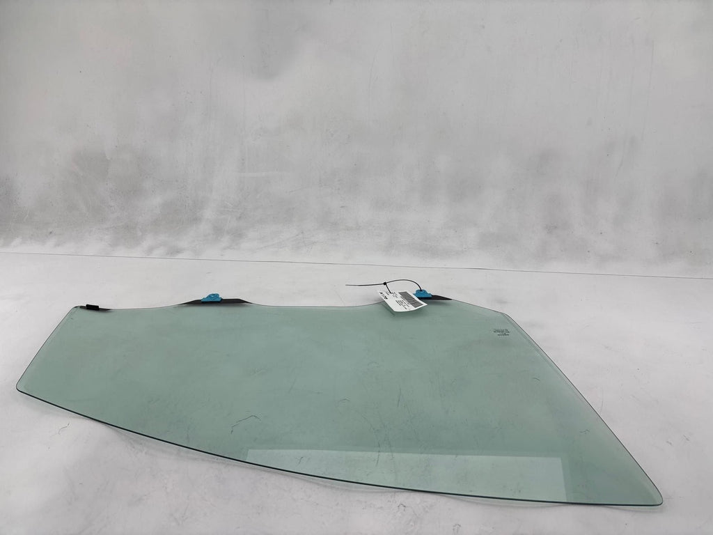 14-17 Nissan Versa Hatchback Front Right Door Window Glass OEM