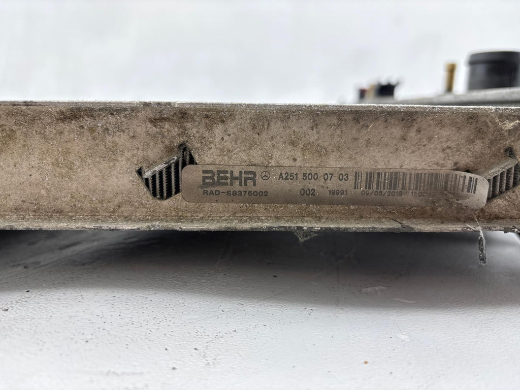 09-12 Mercedes GL450 Engine Cooling Radiator Assembly OEM