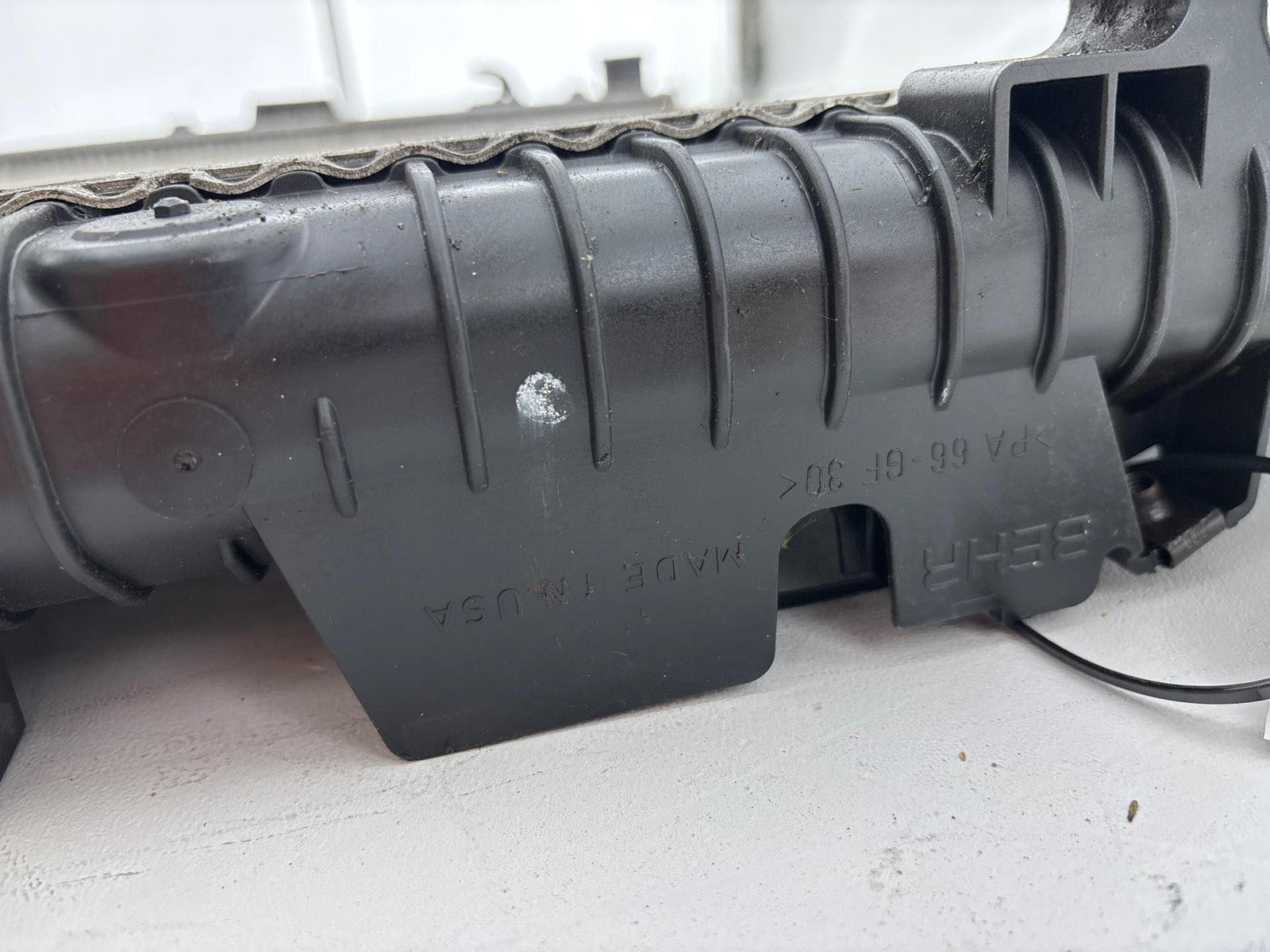 09-12 Mercedes GL450 Engine Cooling Radiator Assembly OEM