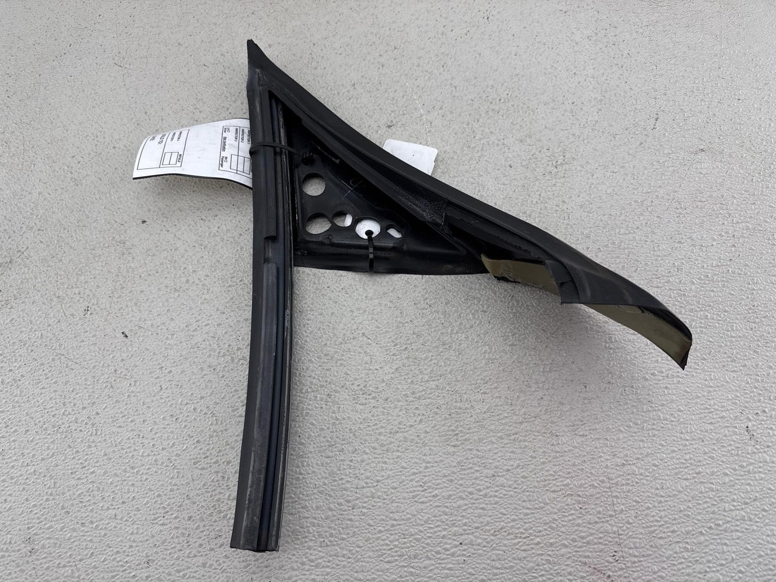 02-05 FORD THUNDERBIRD RIGHT PASSENGER DOOR MIRROR WEATHERSTRIP SEAL OEM