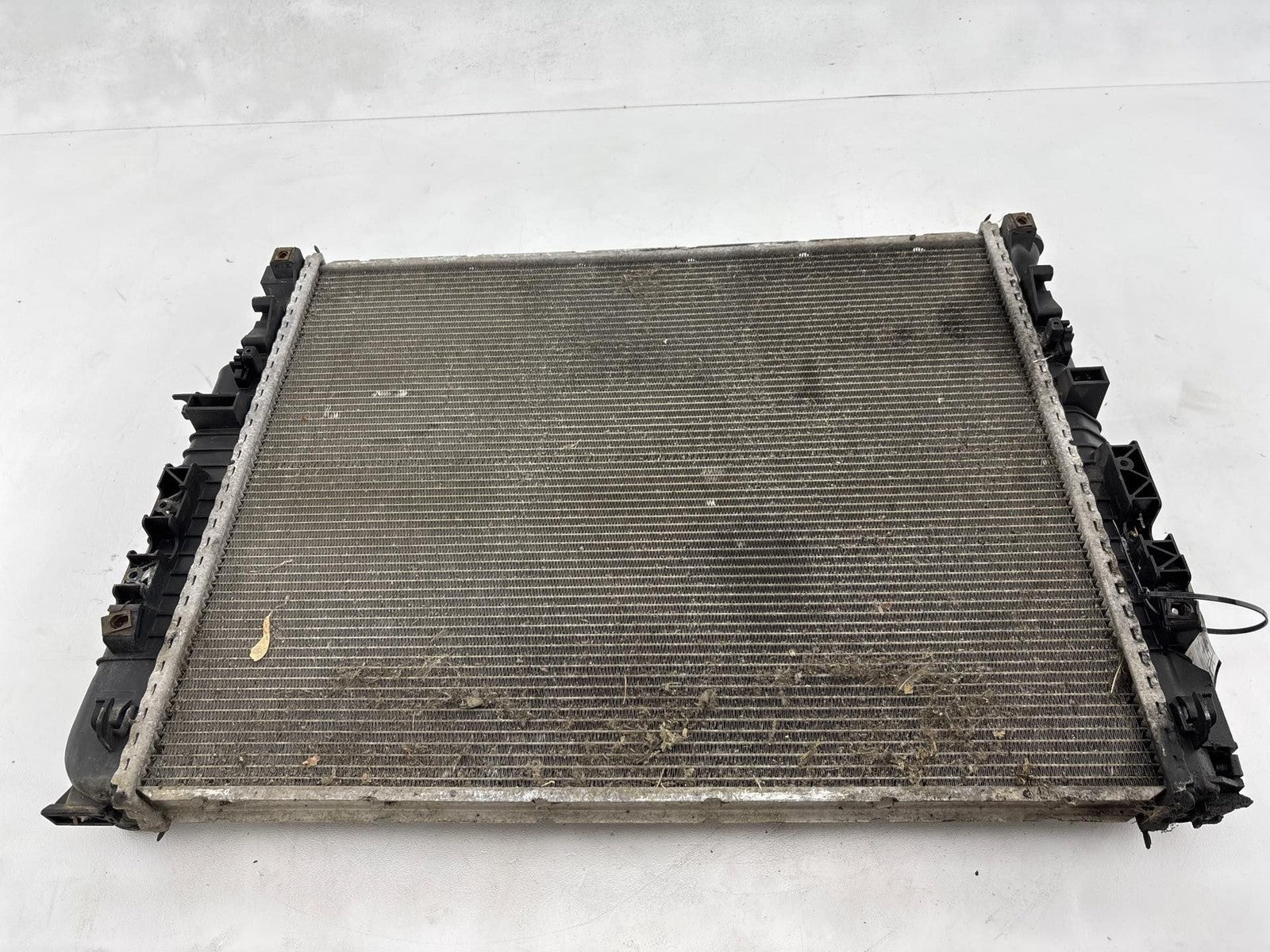 09-12 Mercedes GL450 Engine Cooling Radiator Assembly OEM
