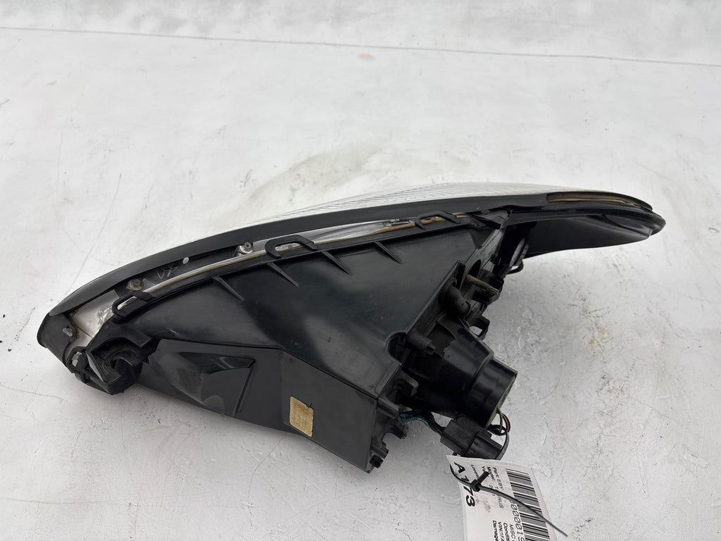 2000-2007 Ford Taurus Front Right Headlight Assembly OEM