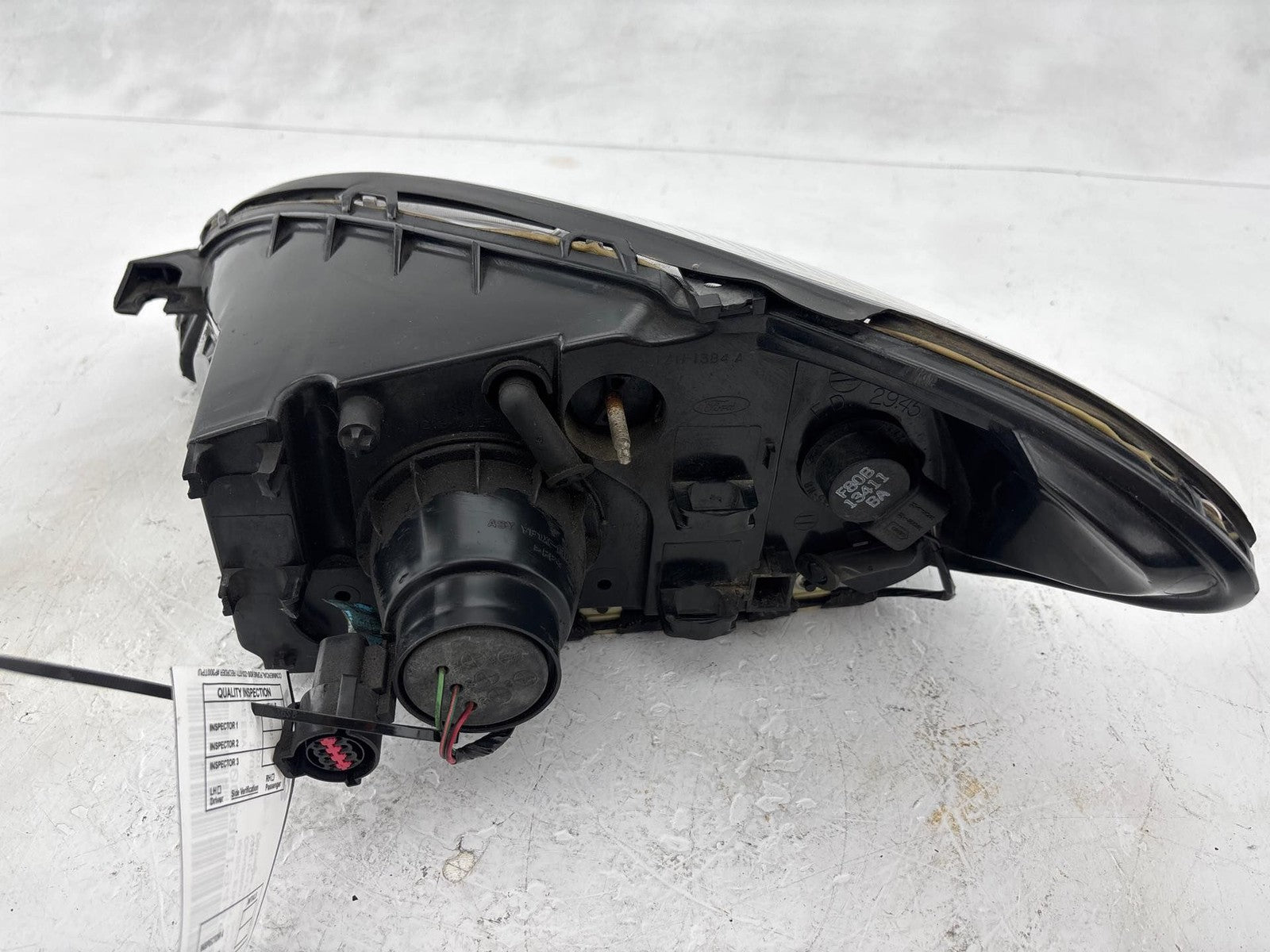 2000-2007 Ford Taurus Front Right Headlight Assembly OEM