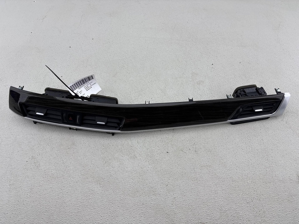 17 BMW BMW X1 Dash Cover OEM