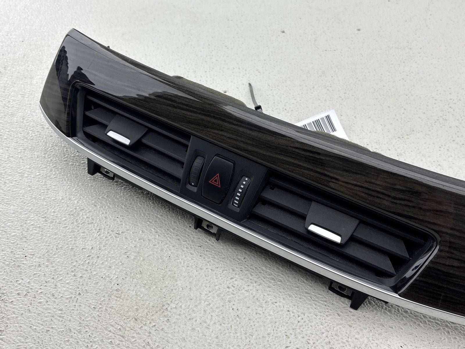 17 BMW BMW X1 Dash Cover OEM