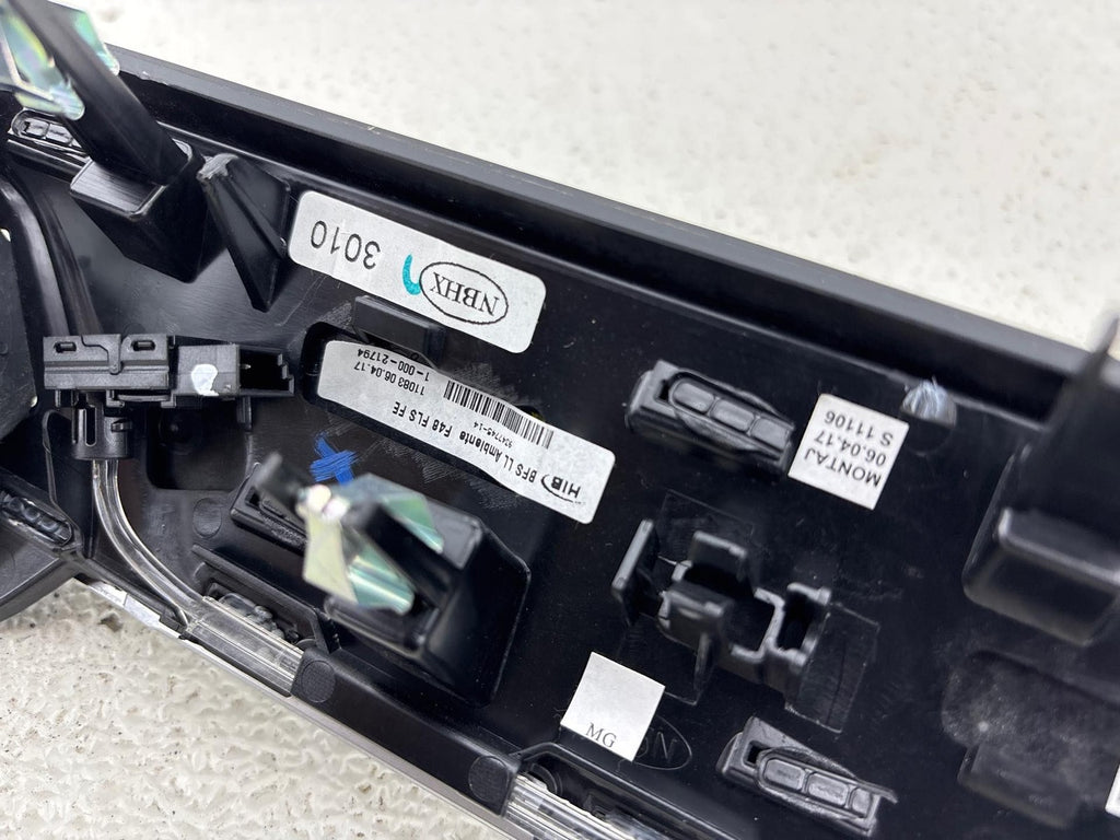 17 BMW BMW X1 Dash Cover OEM