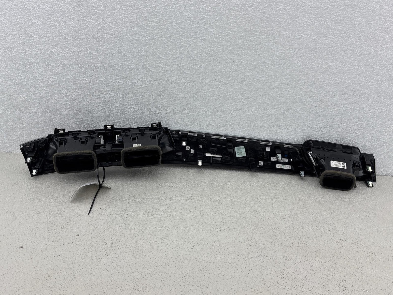 17 BMW BMW X1 Dash Cover OEM