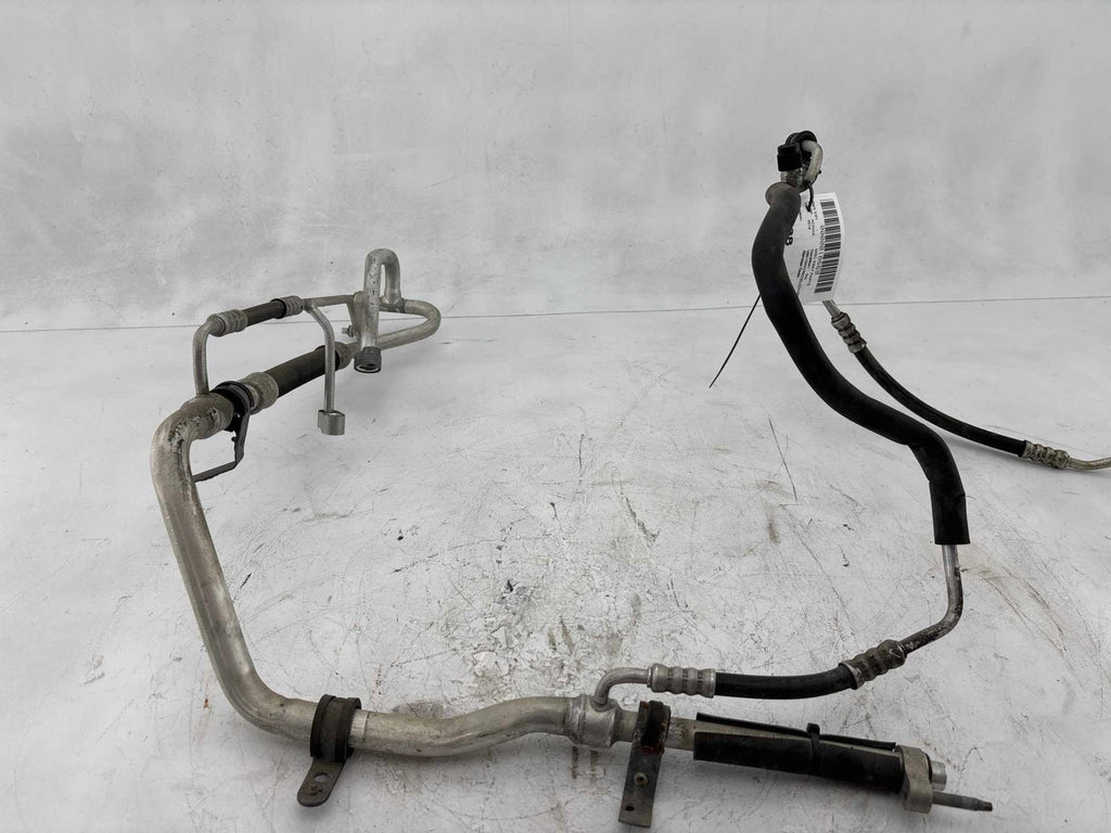 13-17 GMC Acadia 3.6 A/C Air Conditioning Heat Exchanger Hose OEM