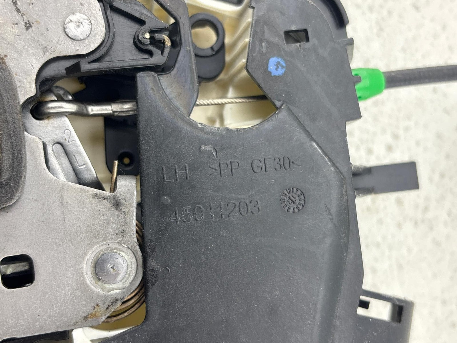 10-17 Mercedes W212 E350 Front Left Driver Side Door Lock Latch Actuator OEM