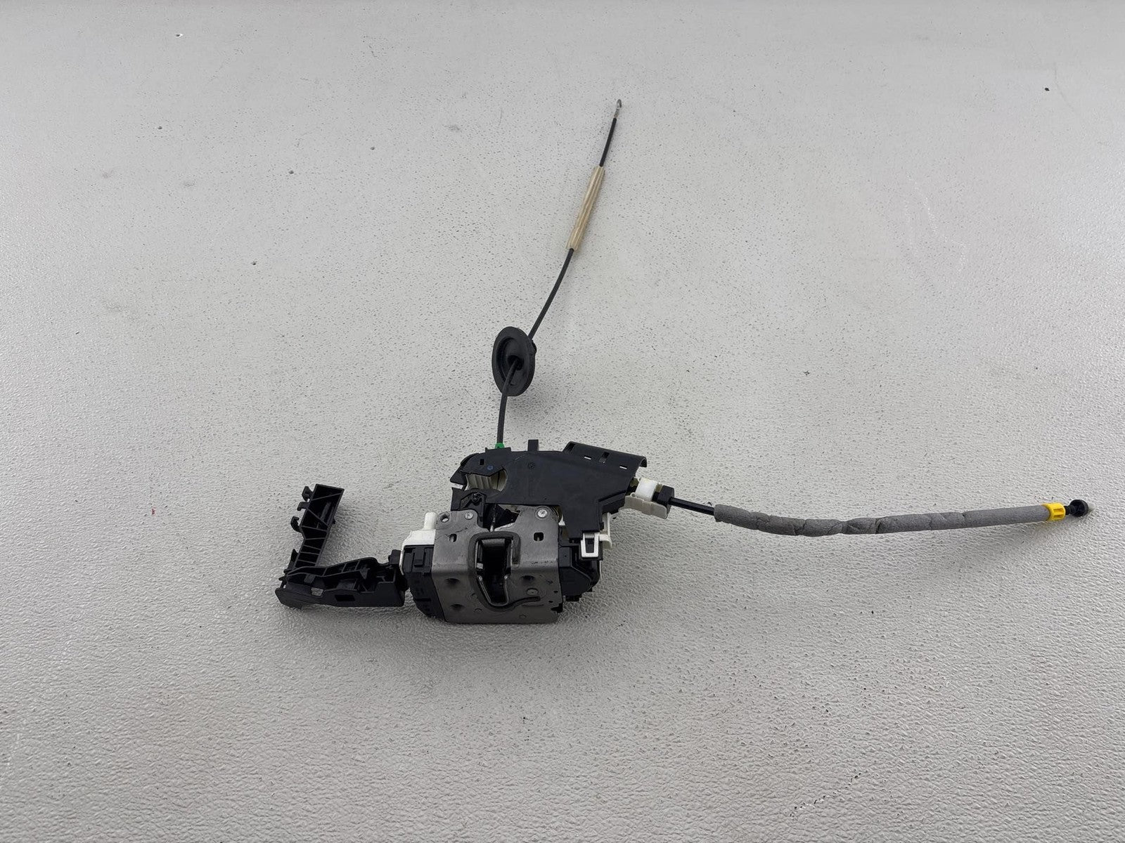 10-17 Mercedes W212 E350 Front Left Driver Side Door Lock Latch Actuator OEM