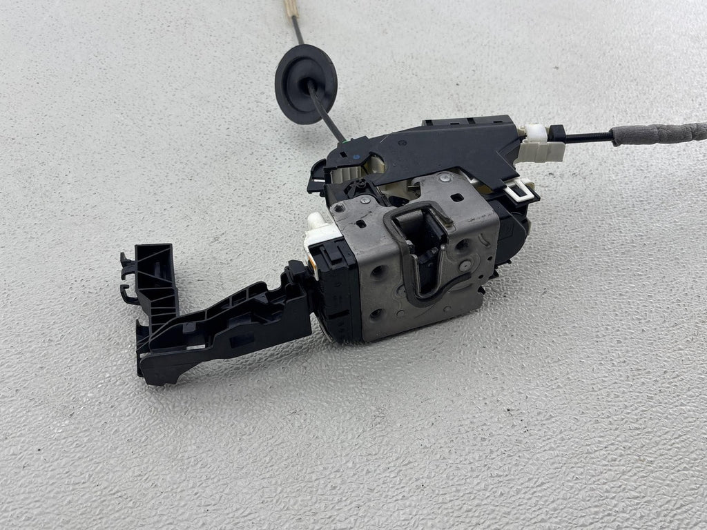 10-17 Mercedes W212 E350 Front Left Driver Side Door Lock Latch Actuator OEM