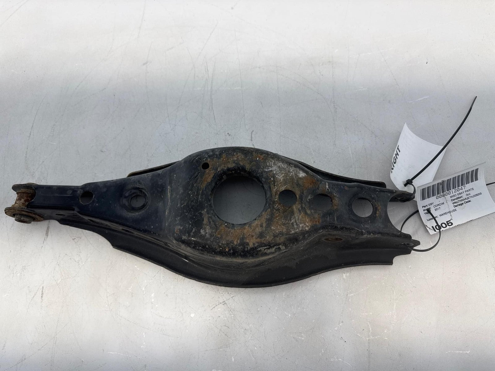 17-18 TOYOTA COROLLA IM FWD REAR RIGHT LOWER CONTROL ARM SPRING PERCH OEM