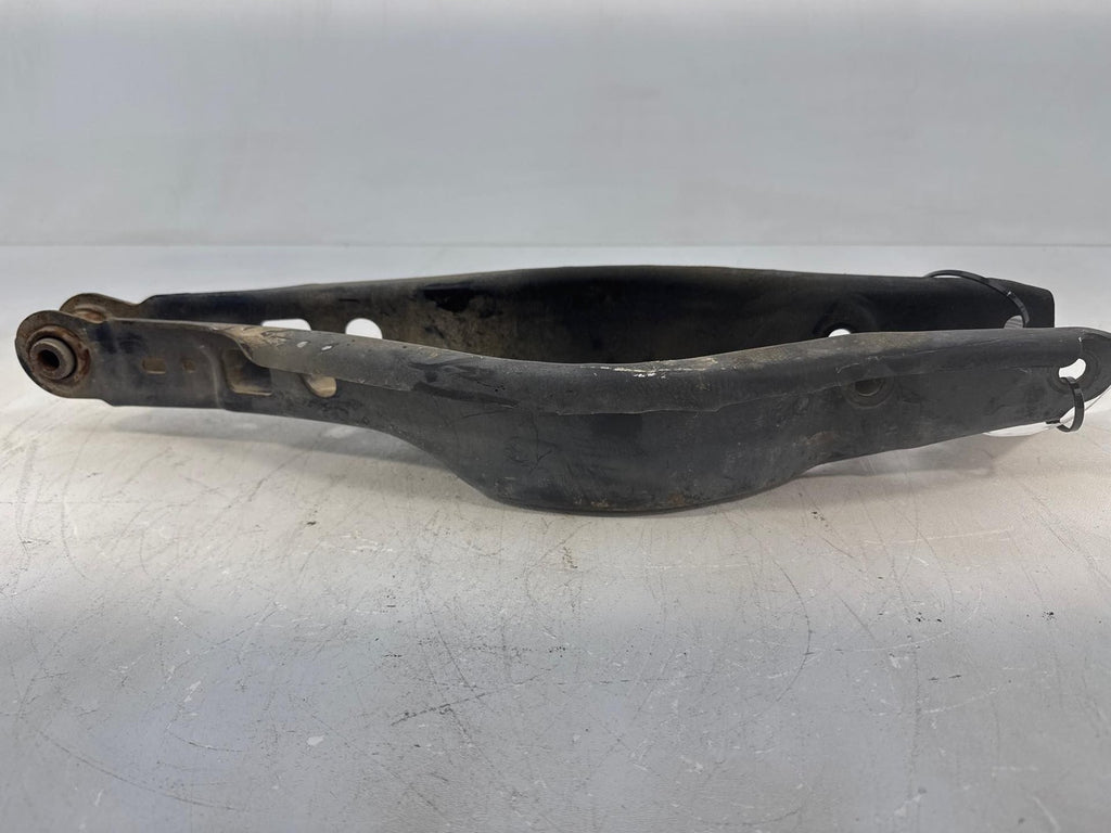 17-18 TOYOTA COROLLA IM FWD REAR RIGHT LOWER CONTROL ARM SPRING PERCH OEM