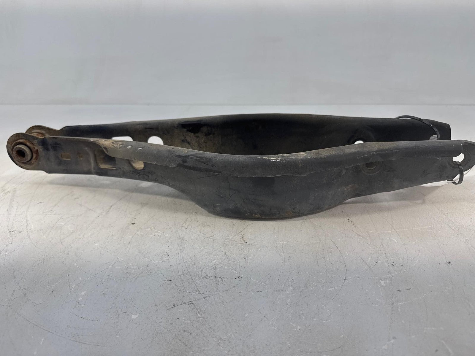 17-18 TOYOTA COROLLA IM FWD REAR RIGHT LOWER CONTROL ARM SPRING PERCH OEM