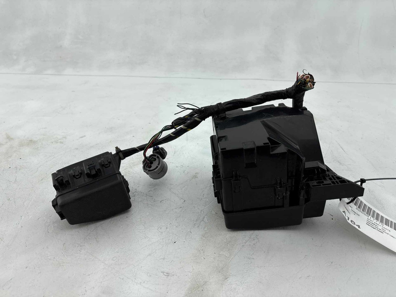 17-22 Mitsubishi Mirage G4 1.2L Engine Fuse Box Cover