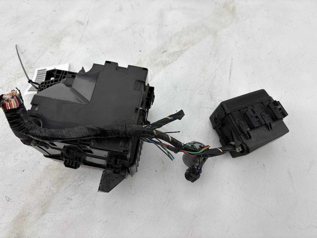 17-22 Mitsubishi Mirage G4 1.2L Engine Fuse Box Cover