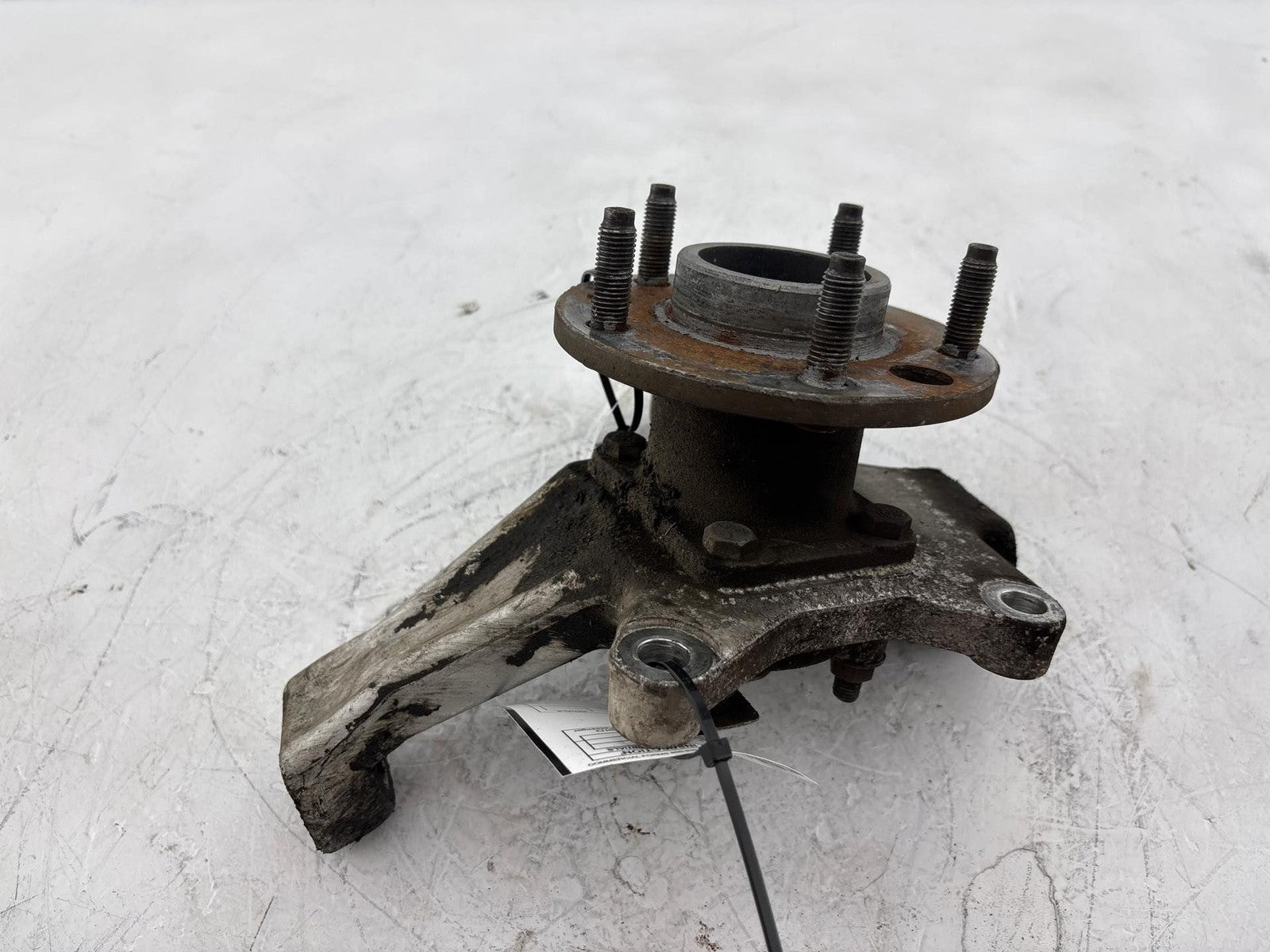 1991-1996 Chevrolet Corvette Front Right Spindle Knuckle Hub OEM