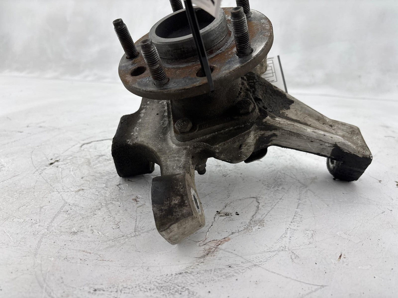 1991-1996 Chevrolet Corvette Front Right Spindle Knuckle Hub OEM