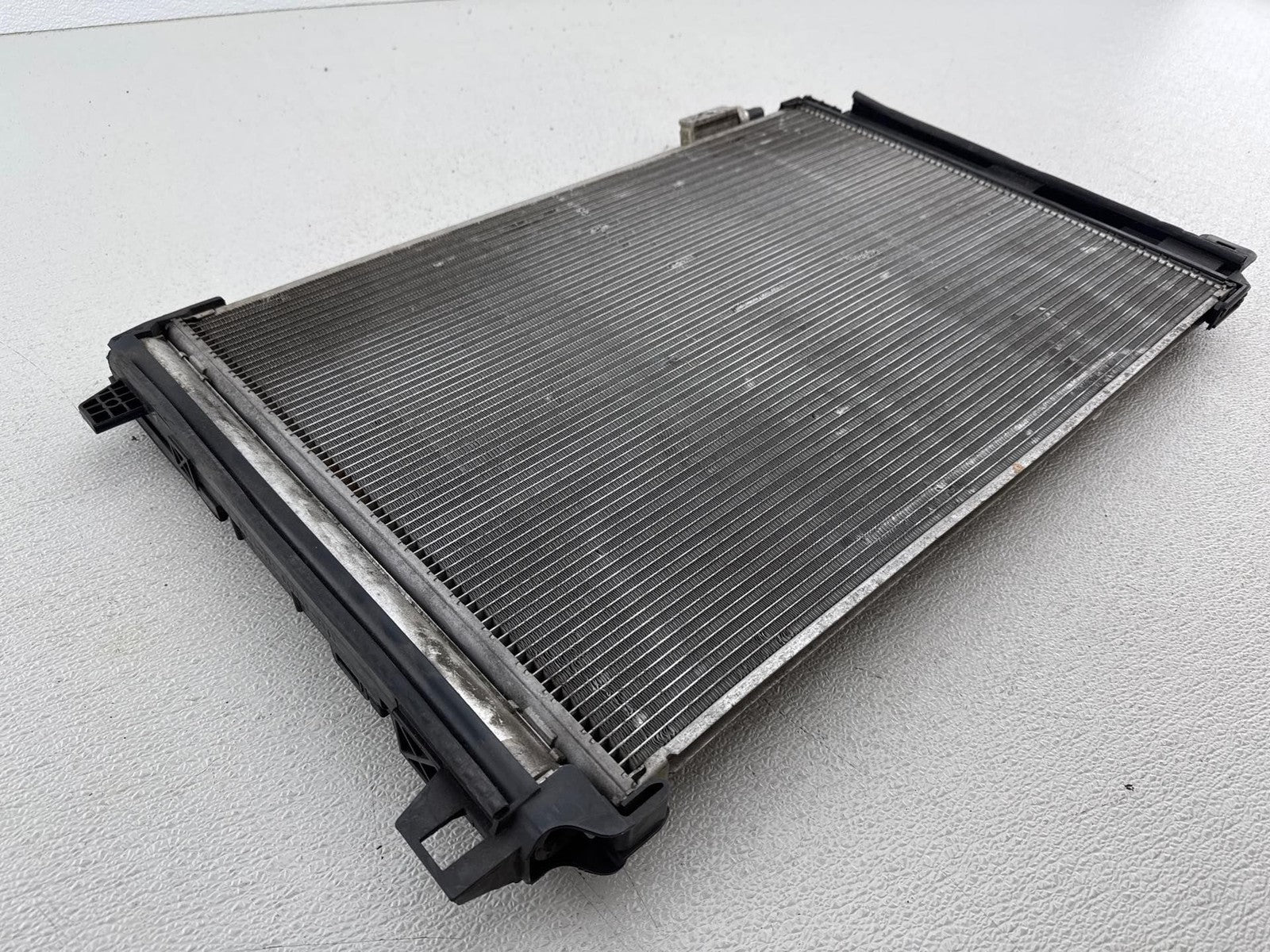 08-17 Mercedes W204 C300 GLK350 E400 AC Air A/C Condenser Cooler 2045000254 OEM