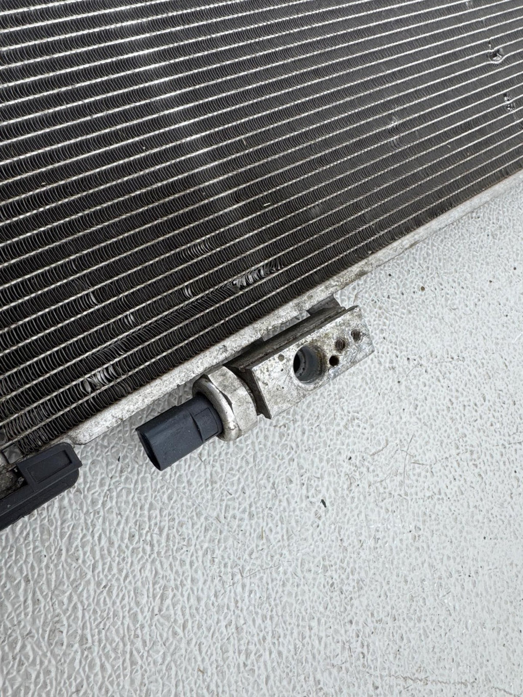 08-17 Mercedes W204 C300 GLK350 E400 AC Air A/C Condenser Cooler 2045000254 OEM