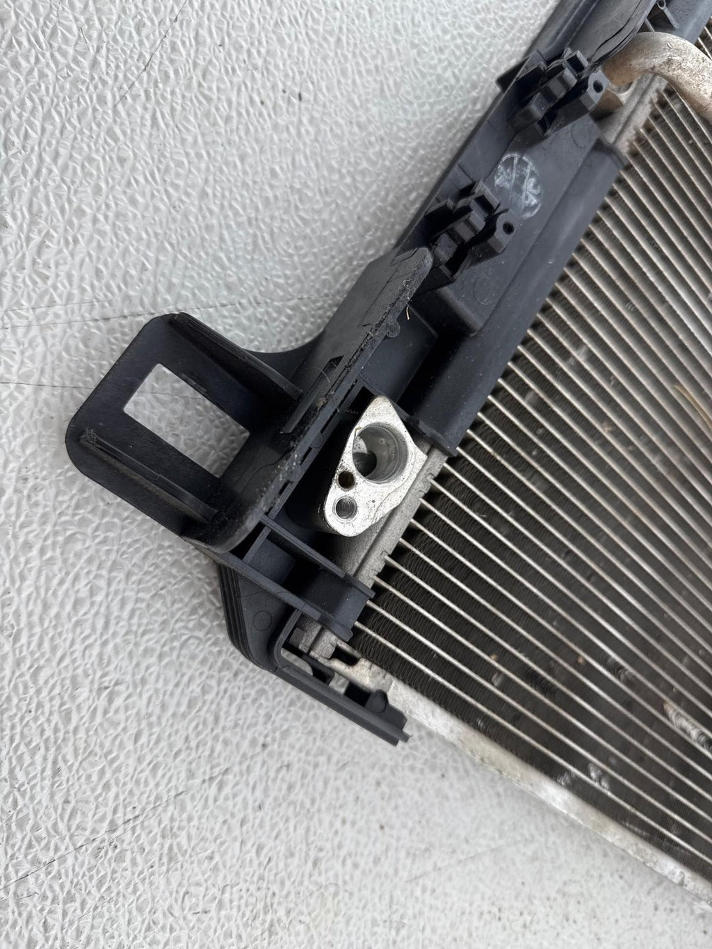 08-17 Mercedes W204 C300 GLK350 E400 AC Air A/C Condenser Cooler 2045000254 OEM