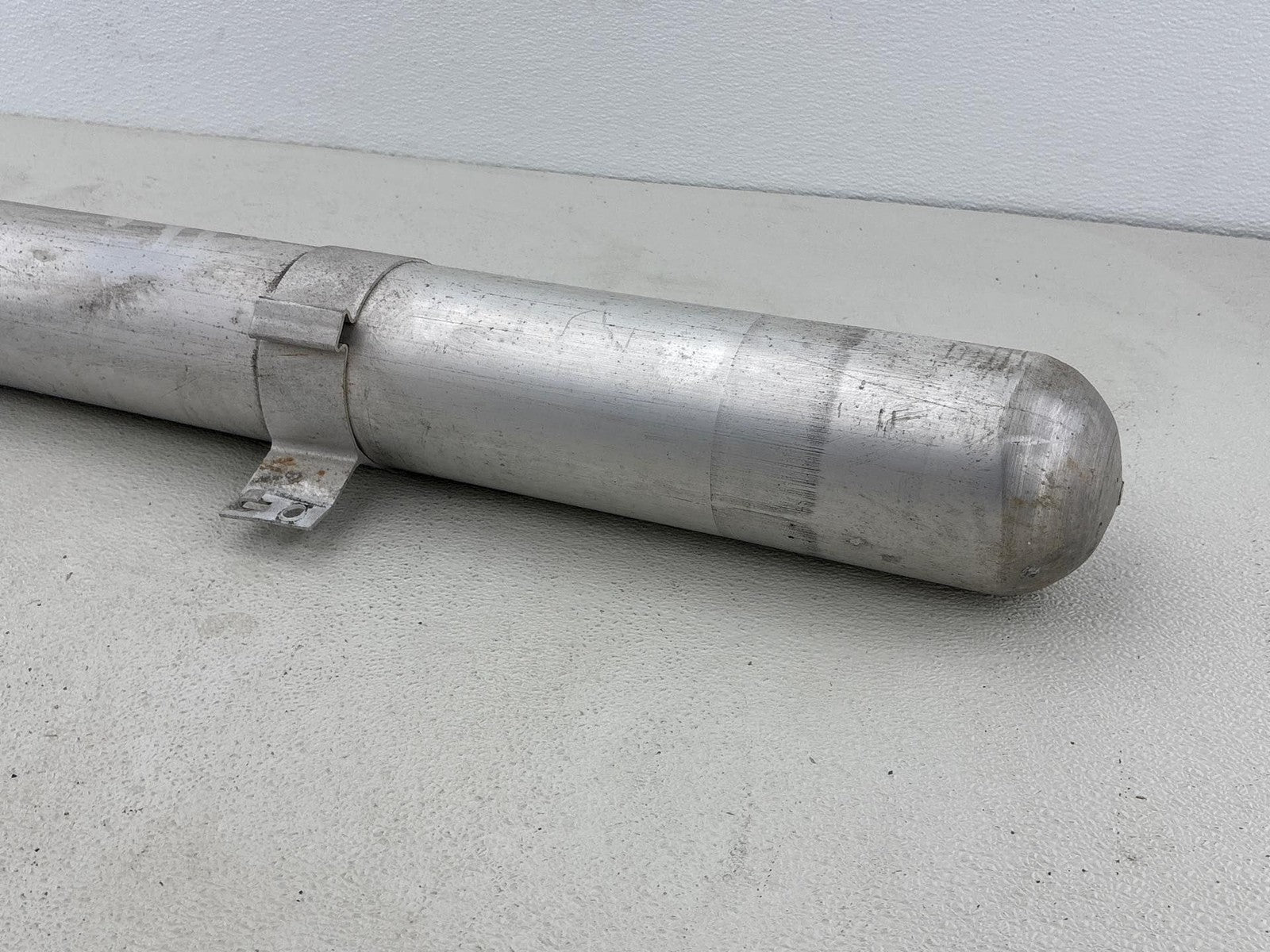 13-22 Land Rover Range Rover Air Suspension Reservoir OEM