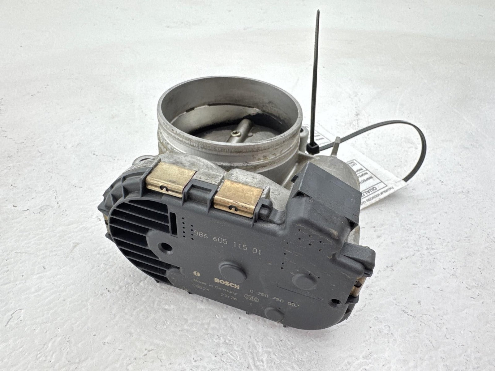 2000-2006 Porsche Boxster 986 2.7L Engine Throttle Body Valve Actuator OEM