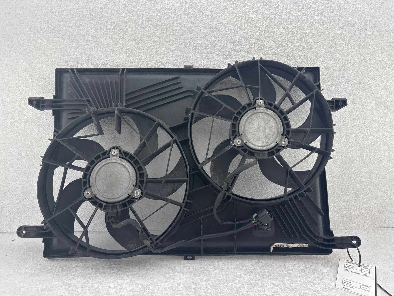 08-17 Gmc Acadia 3.6L Radiator Cooling Fan Assembly OEM