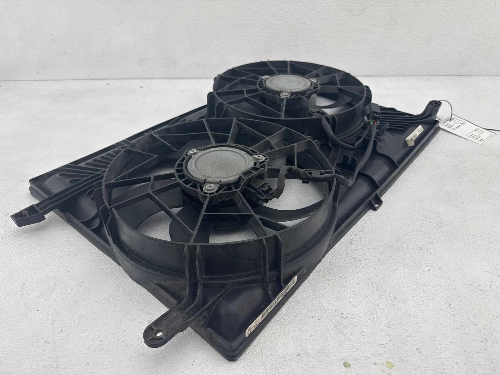 08-17 Gmc Acadia 3.6L Radiator Cooling Fan Assembly OEM