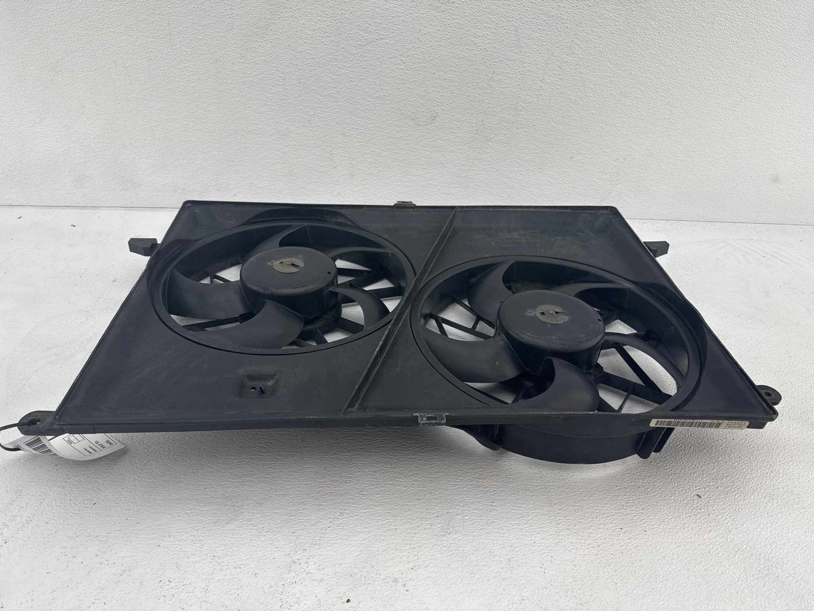 08-17 Gmc Acadia 3.6L Radiator Cooling Fan Assembly OEM
