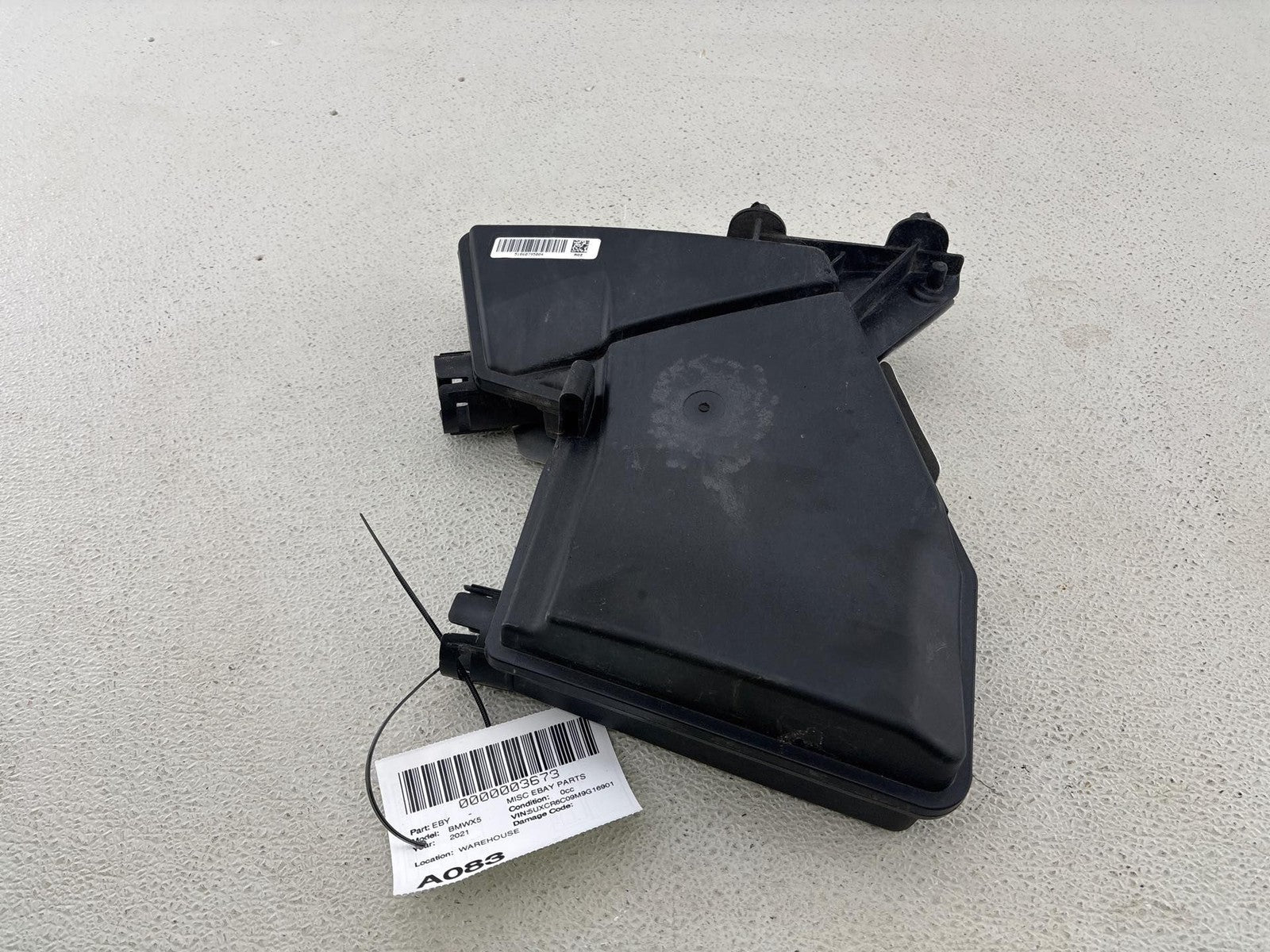 19-23 BMW X5 AIR INTAKE RESONATOR