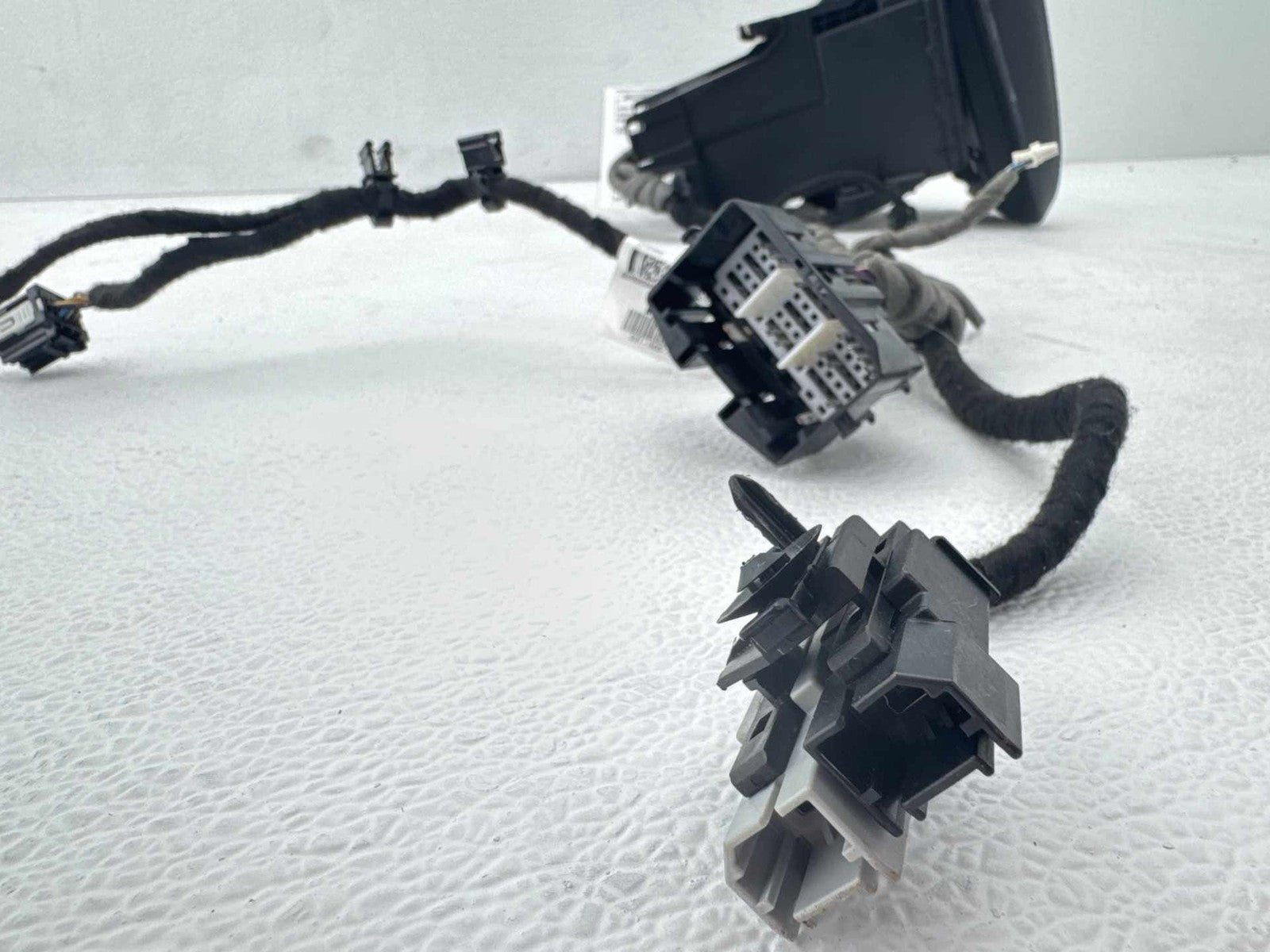 16-18 Ford Focus RS Center Console Floor With Arm Rest Leather Black OEM