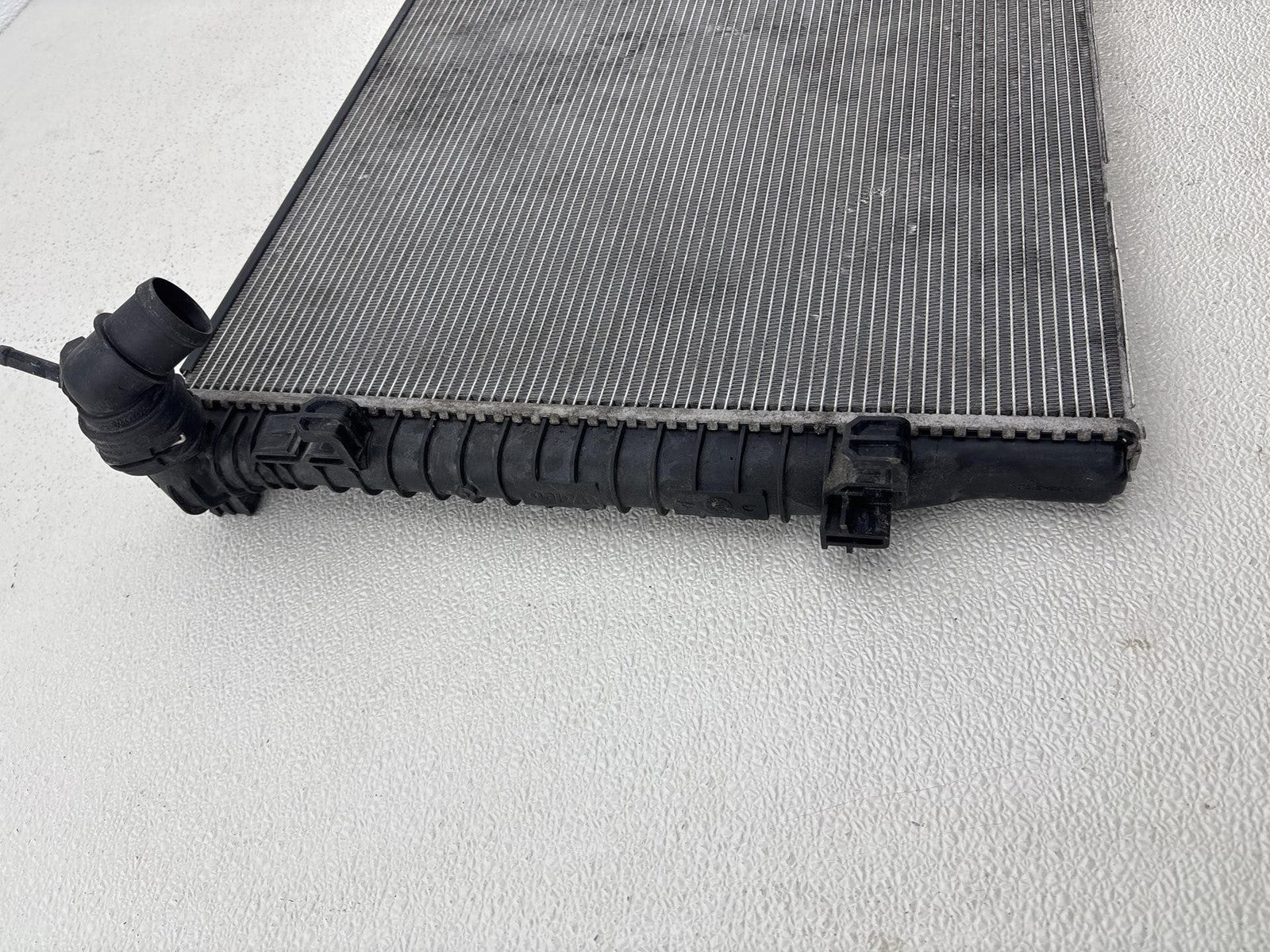 16 Volkswagen Golf GTI 2.0L OEM Engine Cooling Radiator 53K 5QM121251A