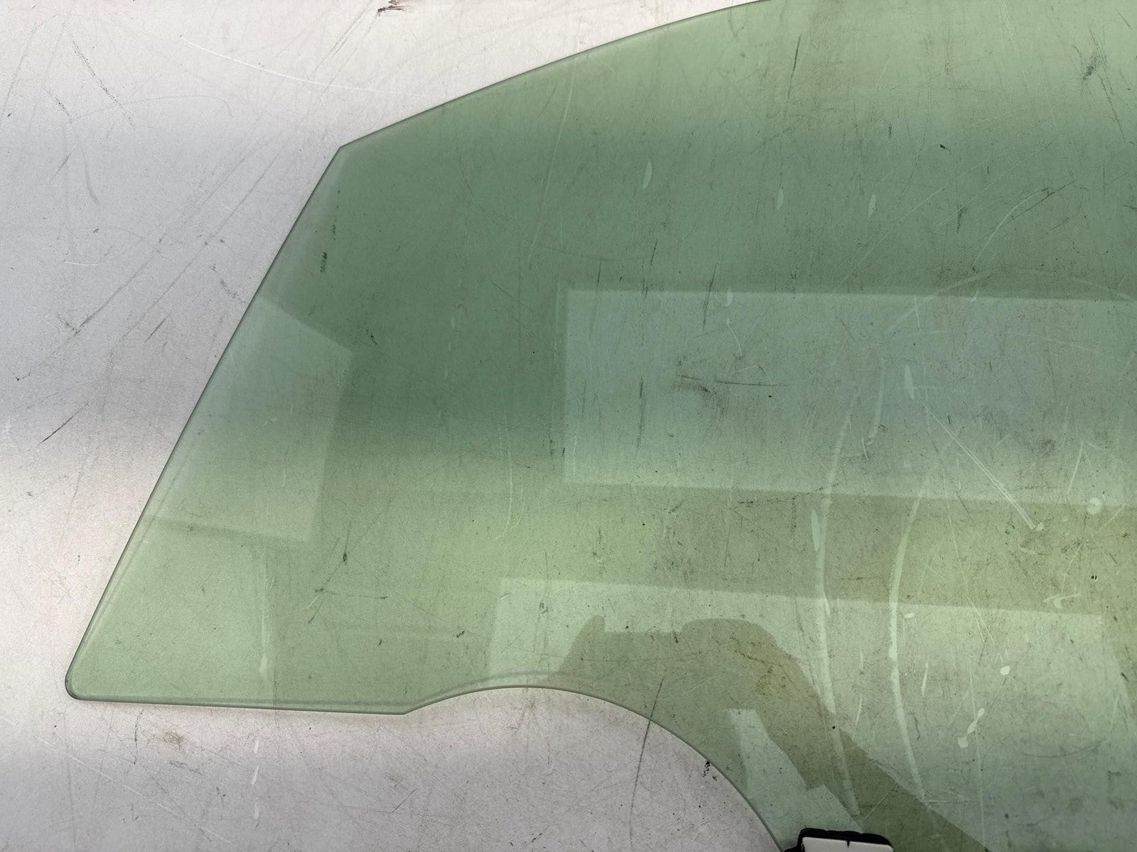 17-18 Subaru Forester Driver Front Door Glass Window LH Left OEM