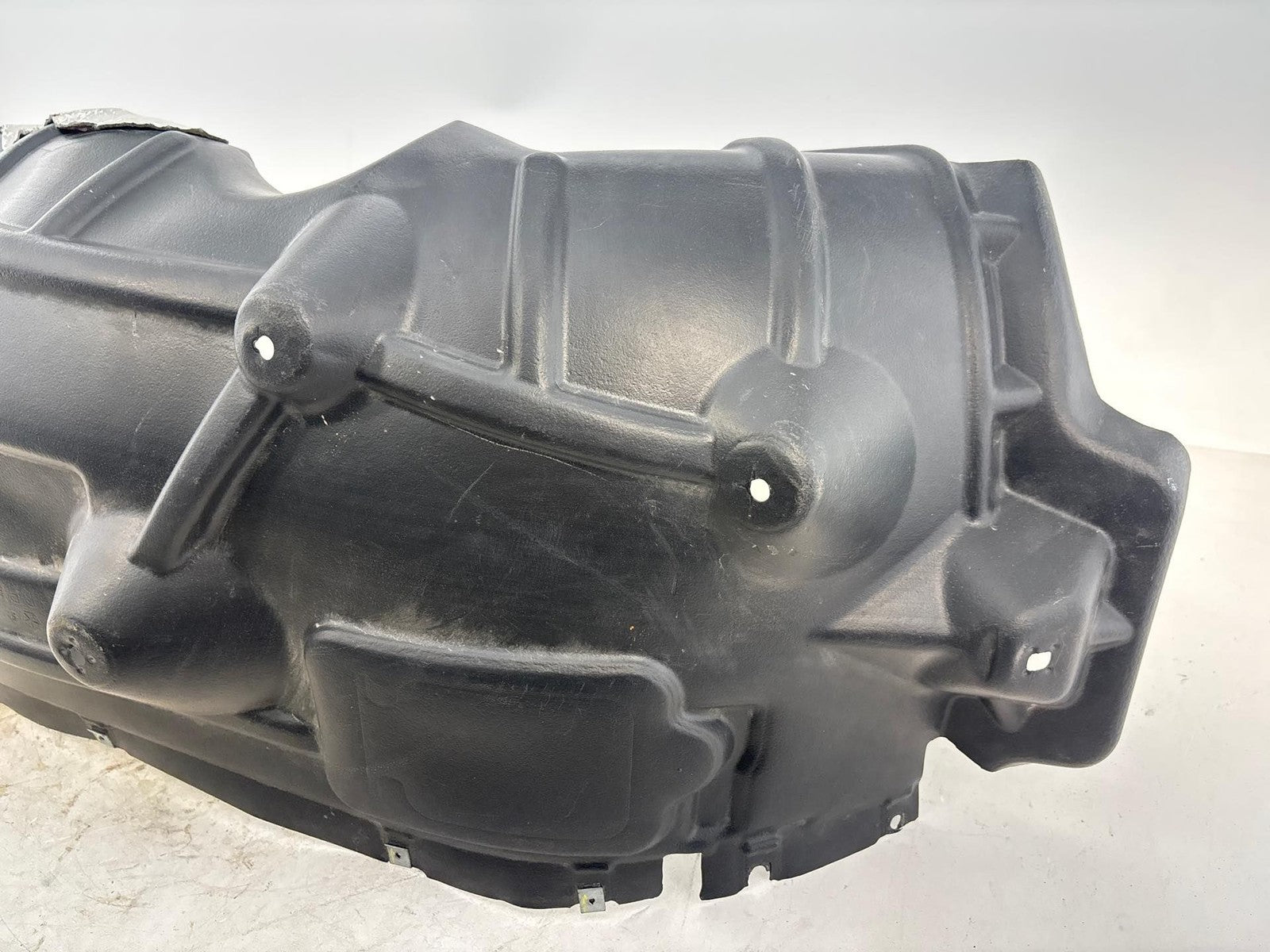 19-24 Ram 1500 Inner Fender Splash Shield Wheelhouse Right Front OEM 68275896 AE