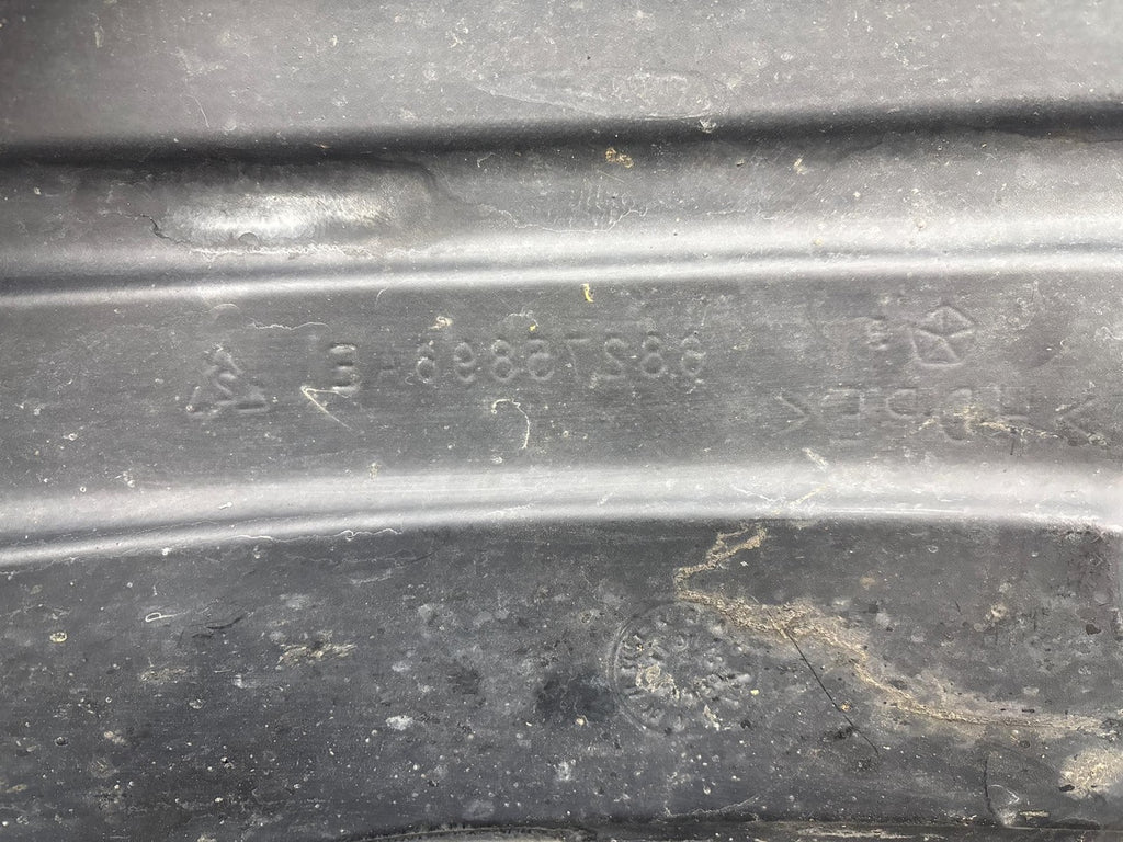 19-24 Ram 1500 Inner Fender Splash Shield Wheelhouse Right Front OEM 68275896 AE