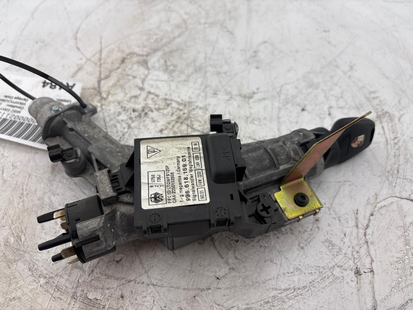 1997 - 2004 Porsche Boxster 986 Ignition Steering Lock Assembly W/ Key OEM